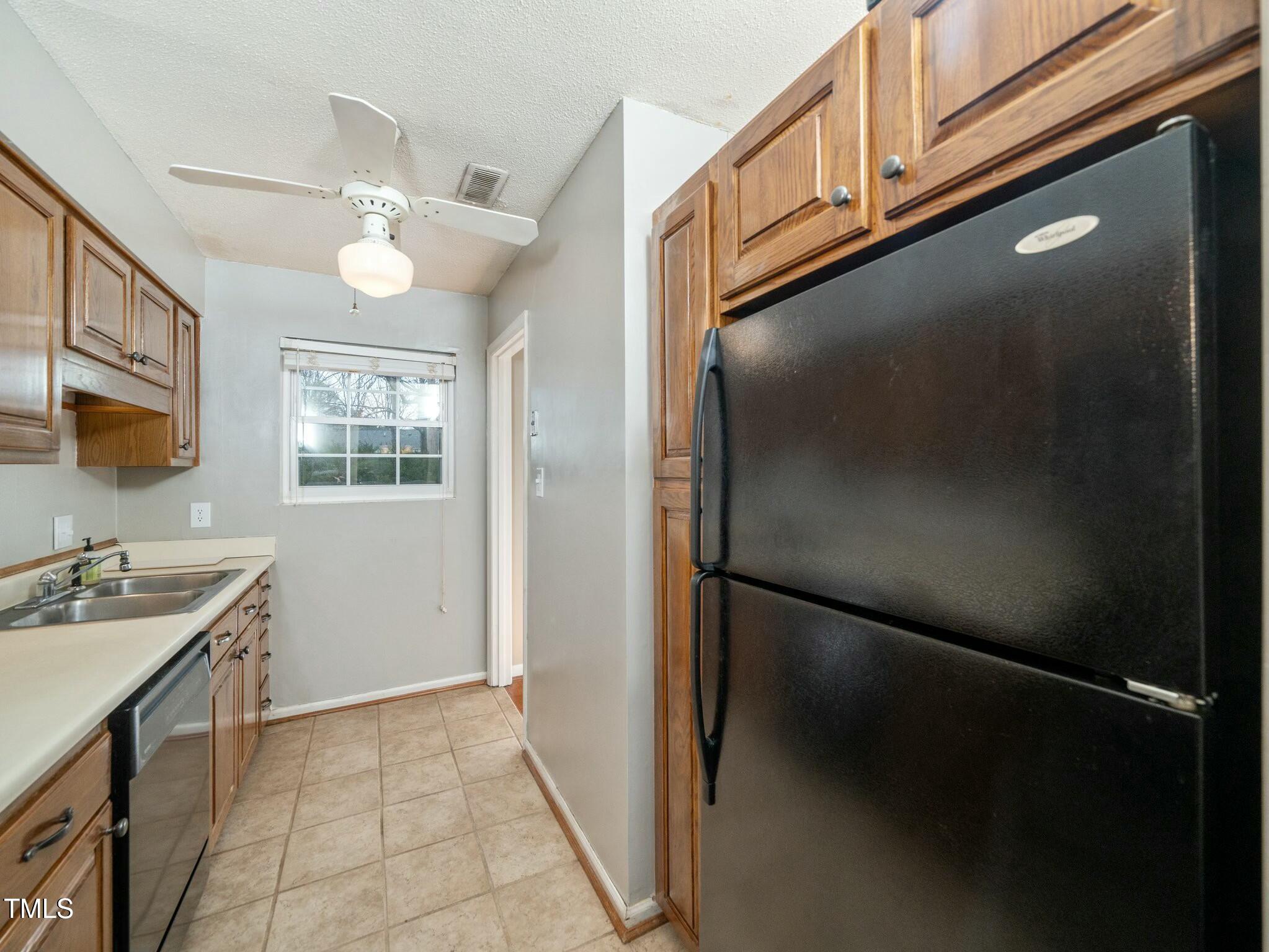 6469 New Market Way