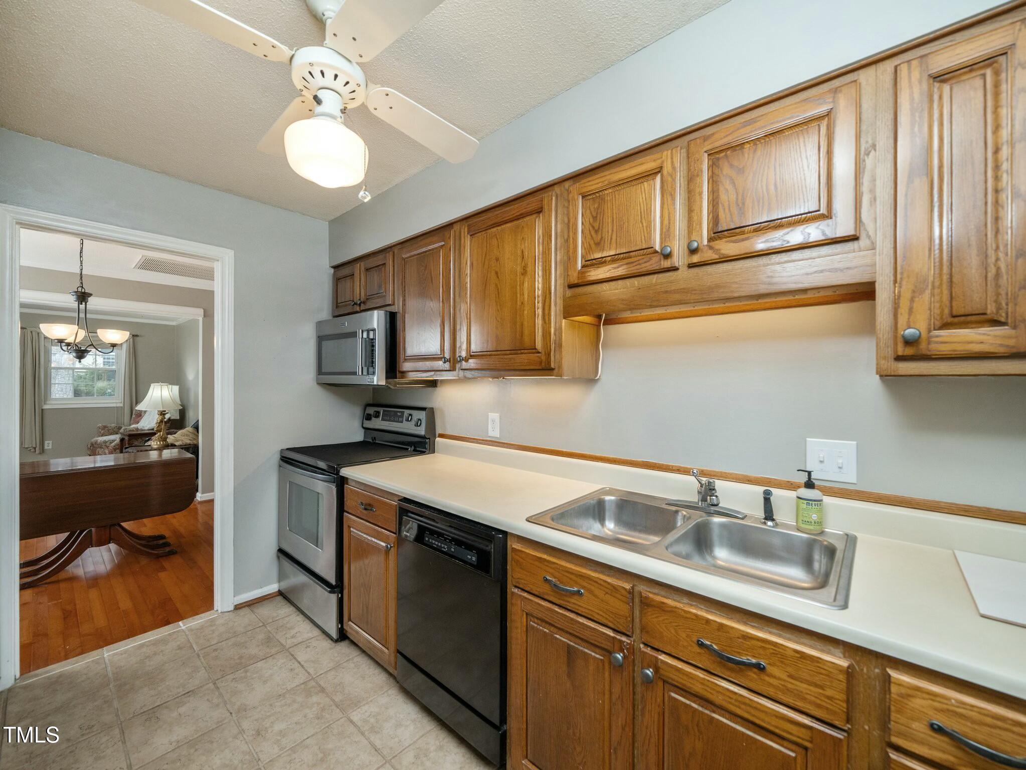 6469 New Market Way