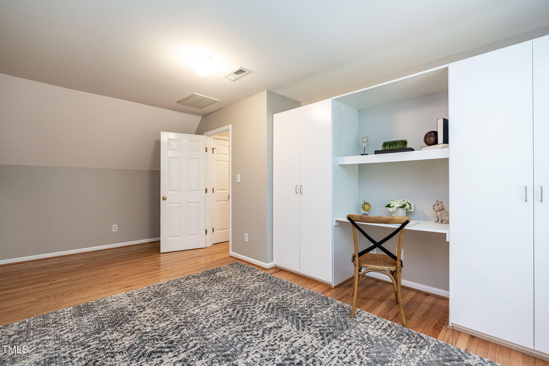 2301 Lemuel Drive