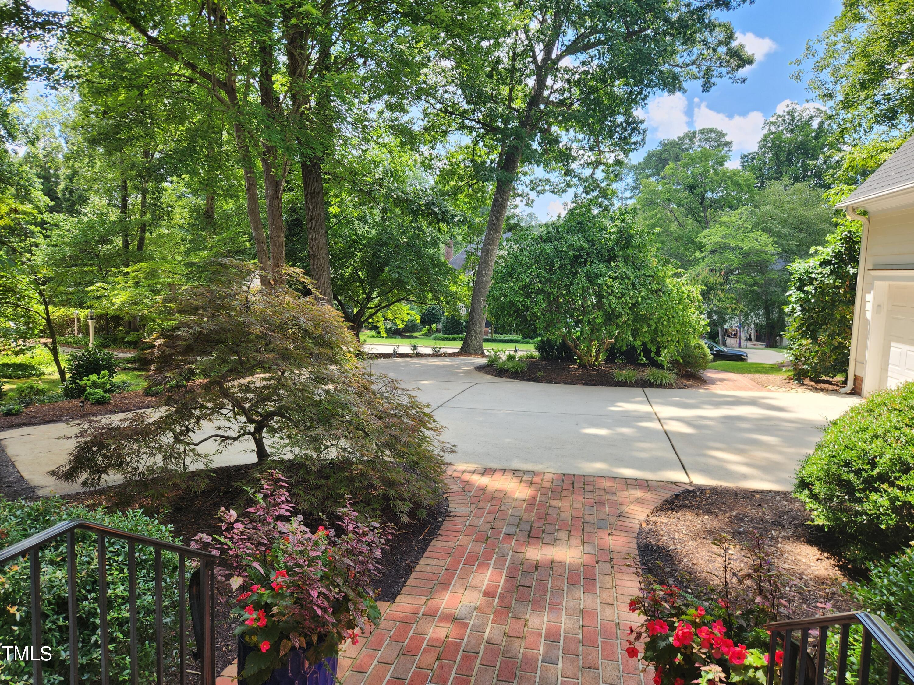 7516 Wingfoot Drive