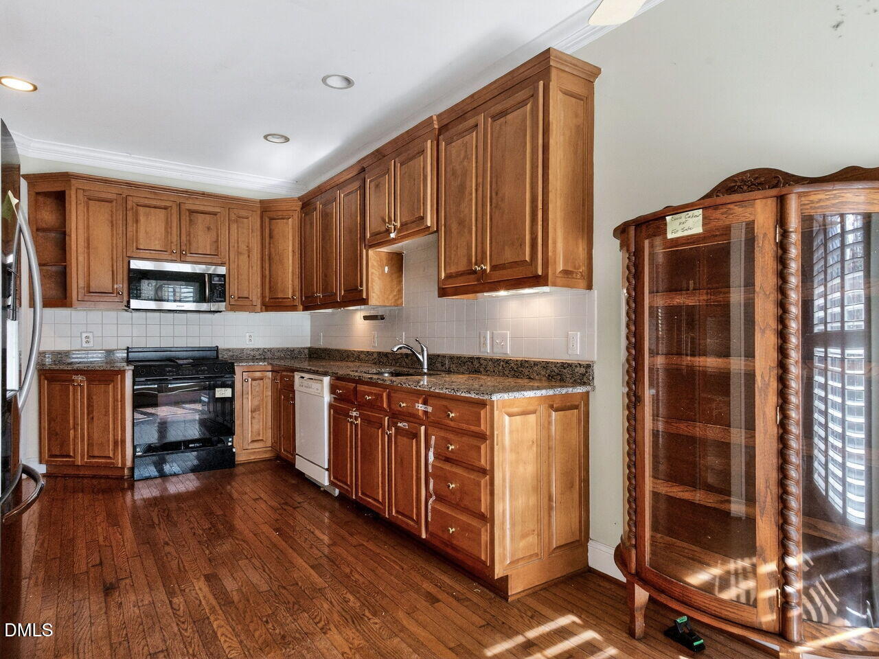 2209 Landings Way