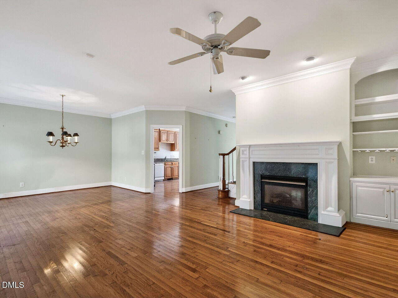 2209 Landings Way