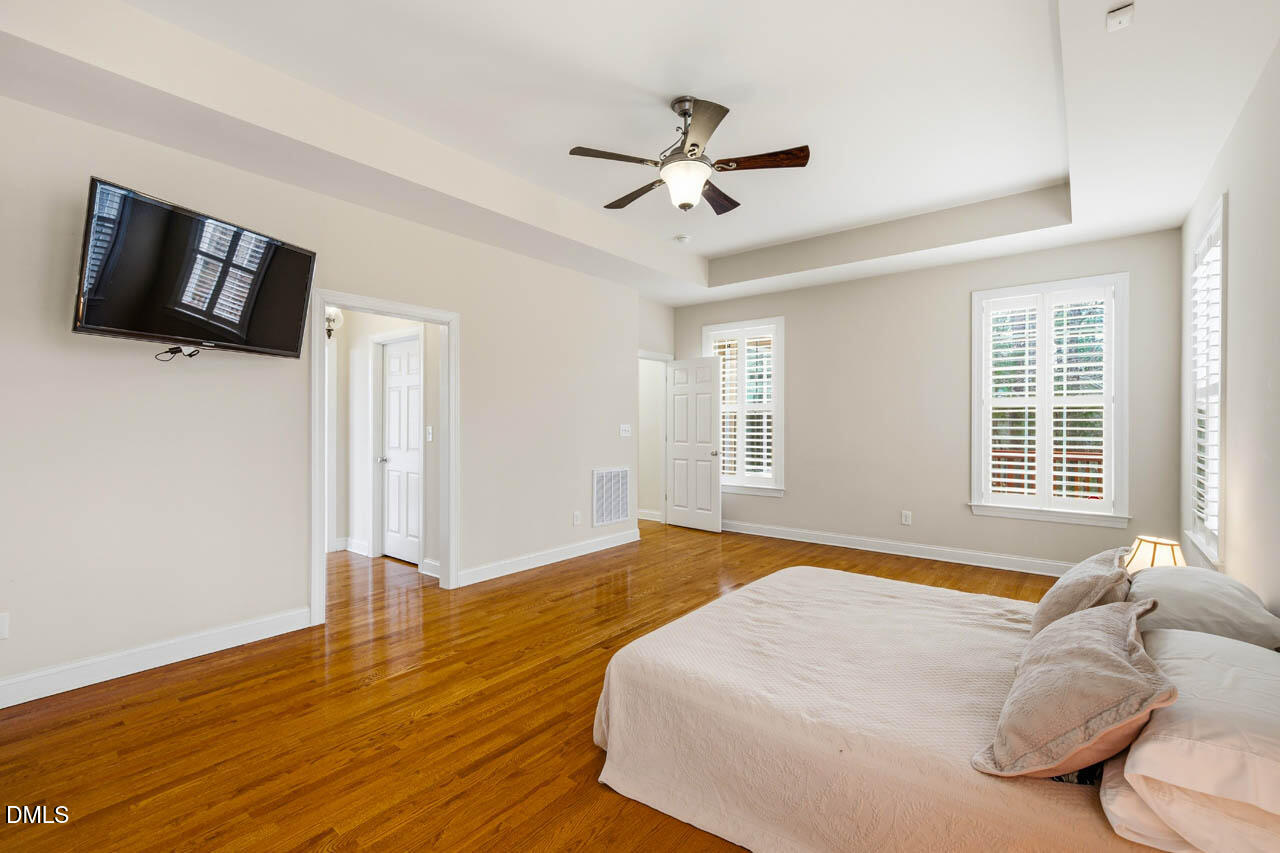 76 S Duelling Oaks Drive