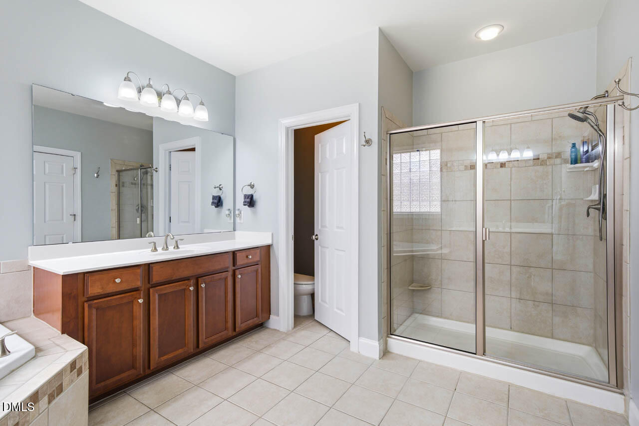 76 S Duelling Oaks Drive