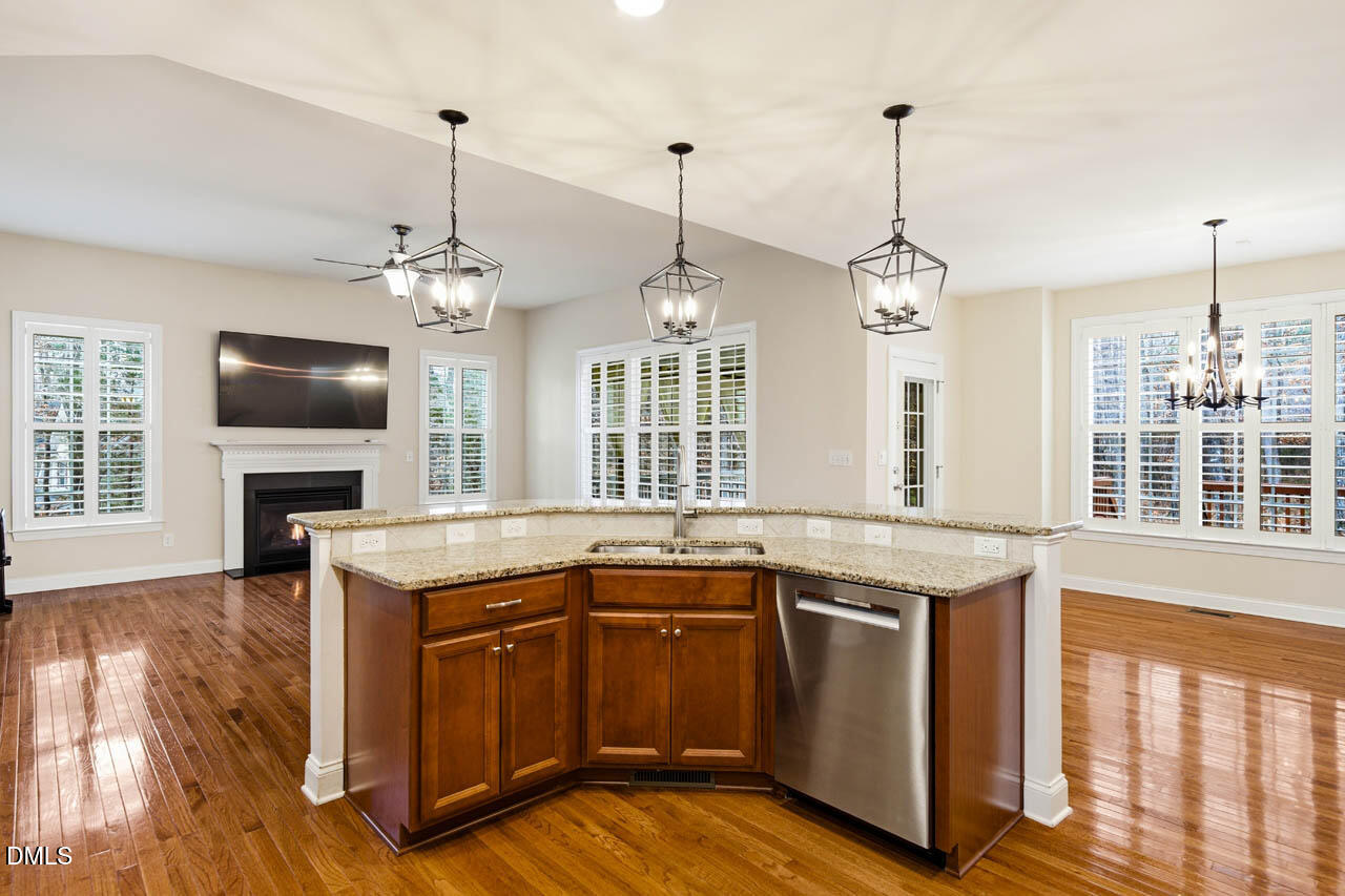 76 S Duelling Oaks Drive