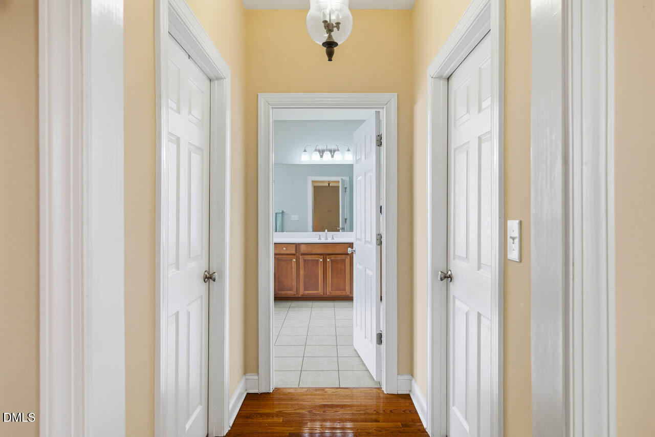 76 S Duelling Oaks Drive