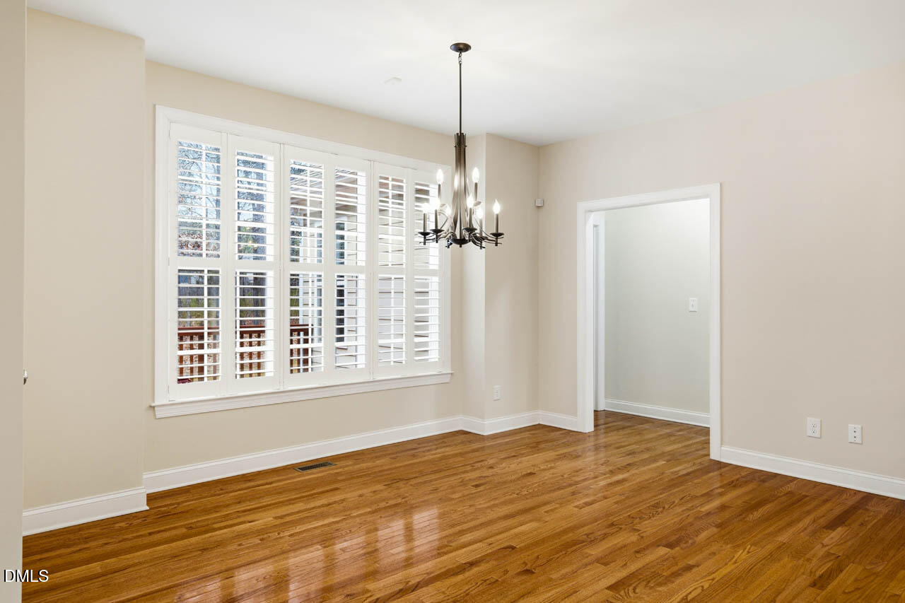 76 S Duelling Oaks Drive