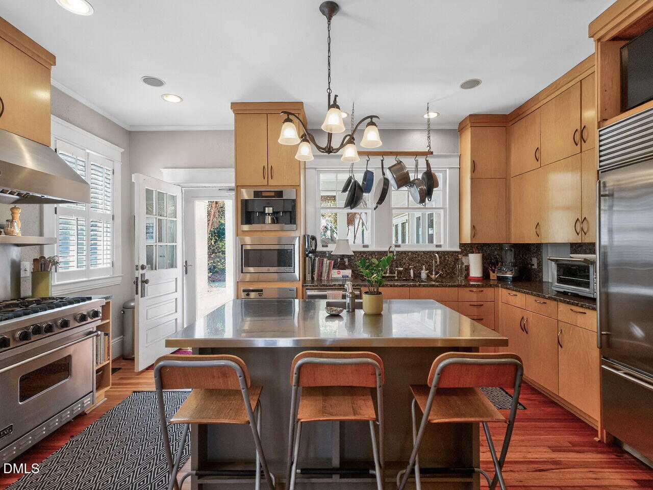 2309 Fairview