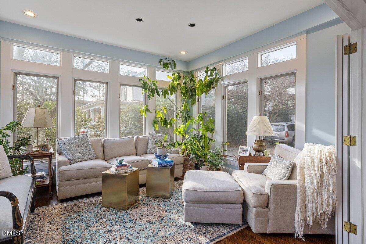 2309 Fairview