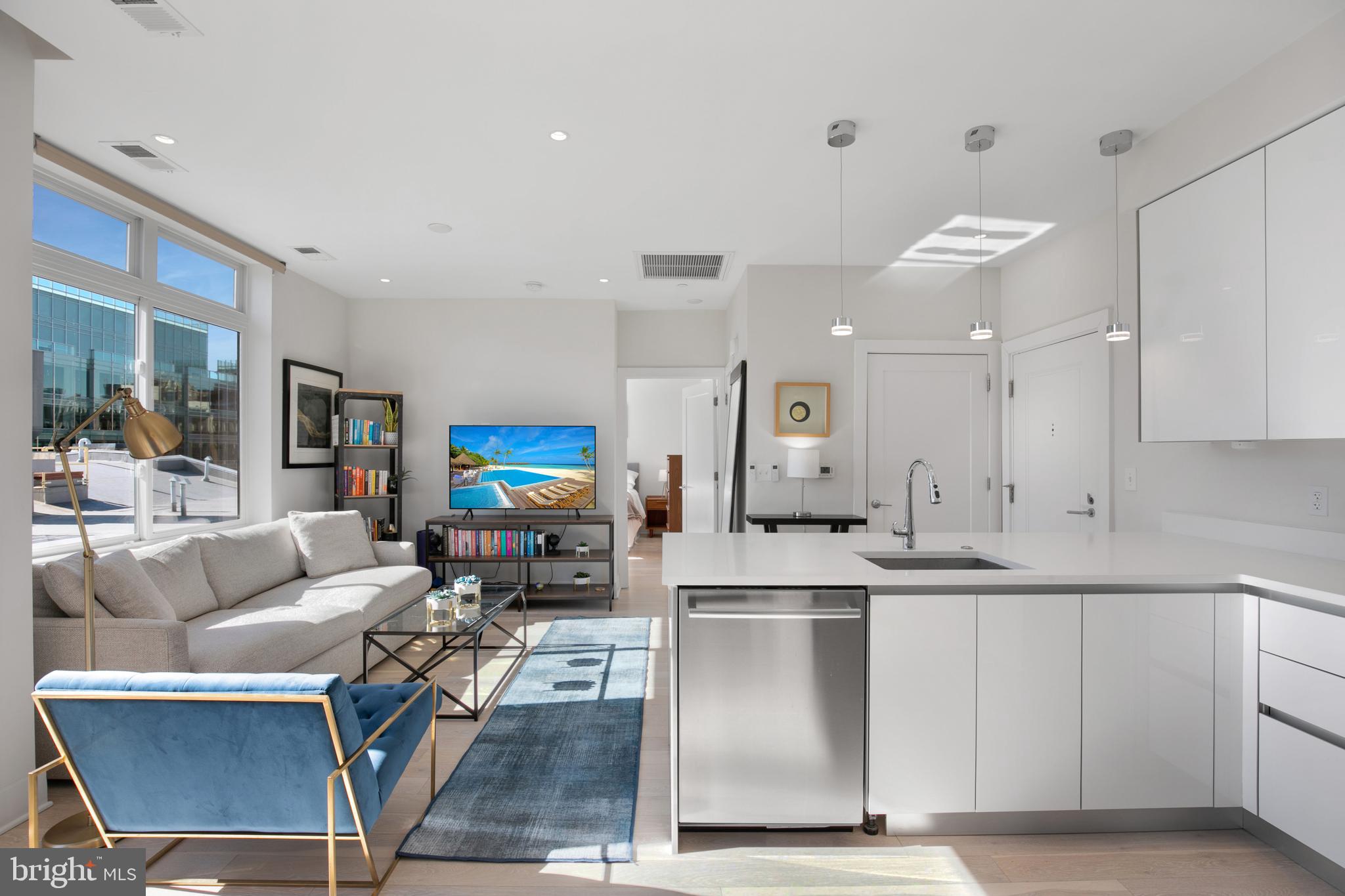 1745 N Street NW Unit: 606