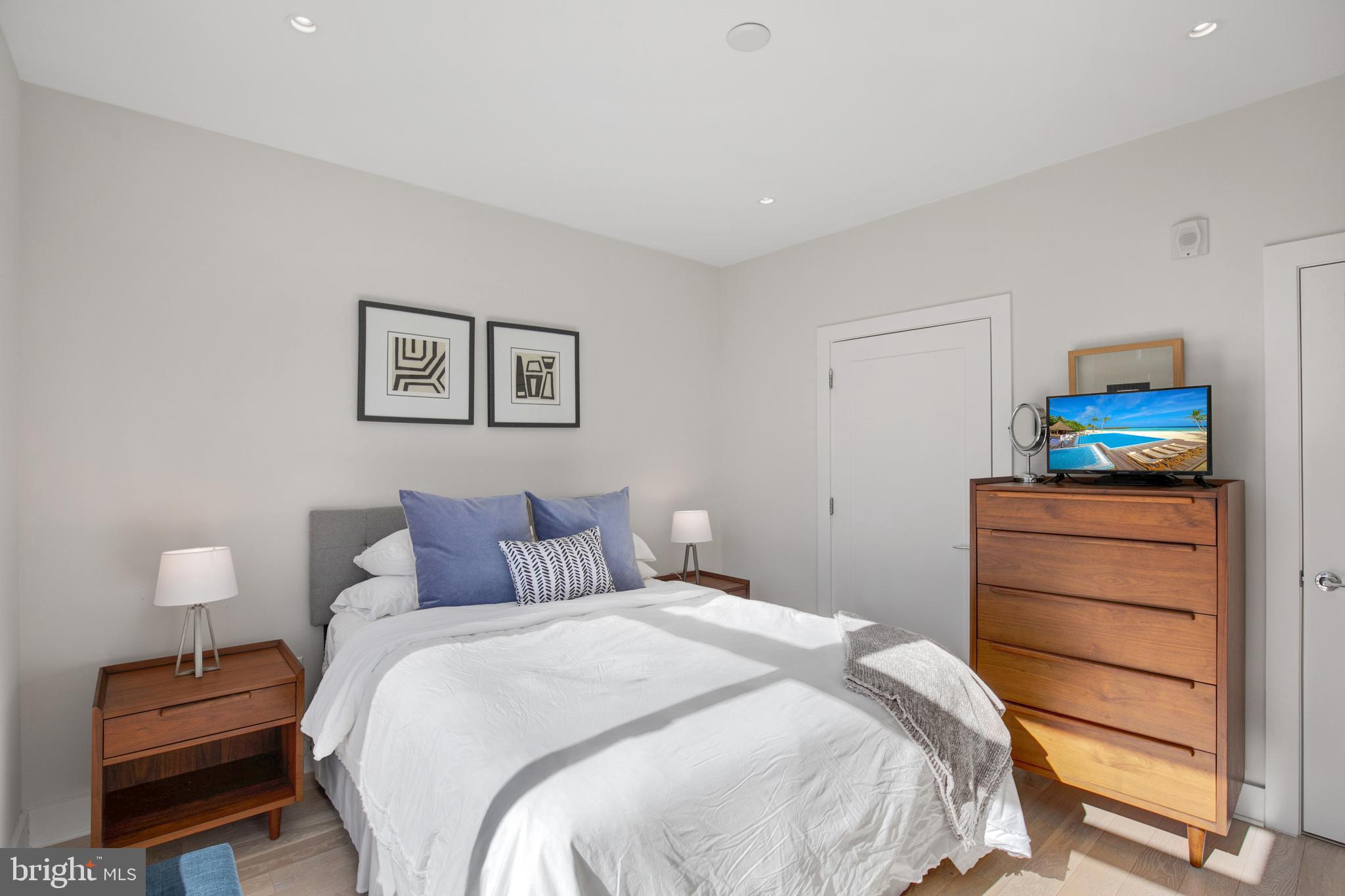 1745 N Street NW Unit: 606