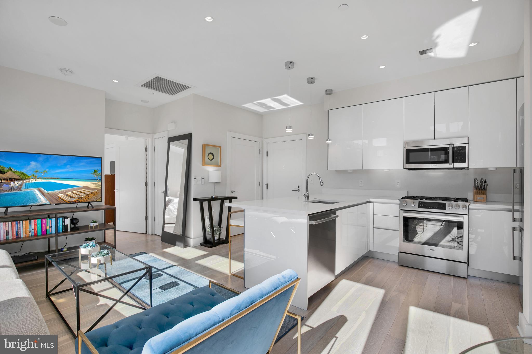 1745 N Street NW Unit: 606