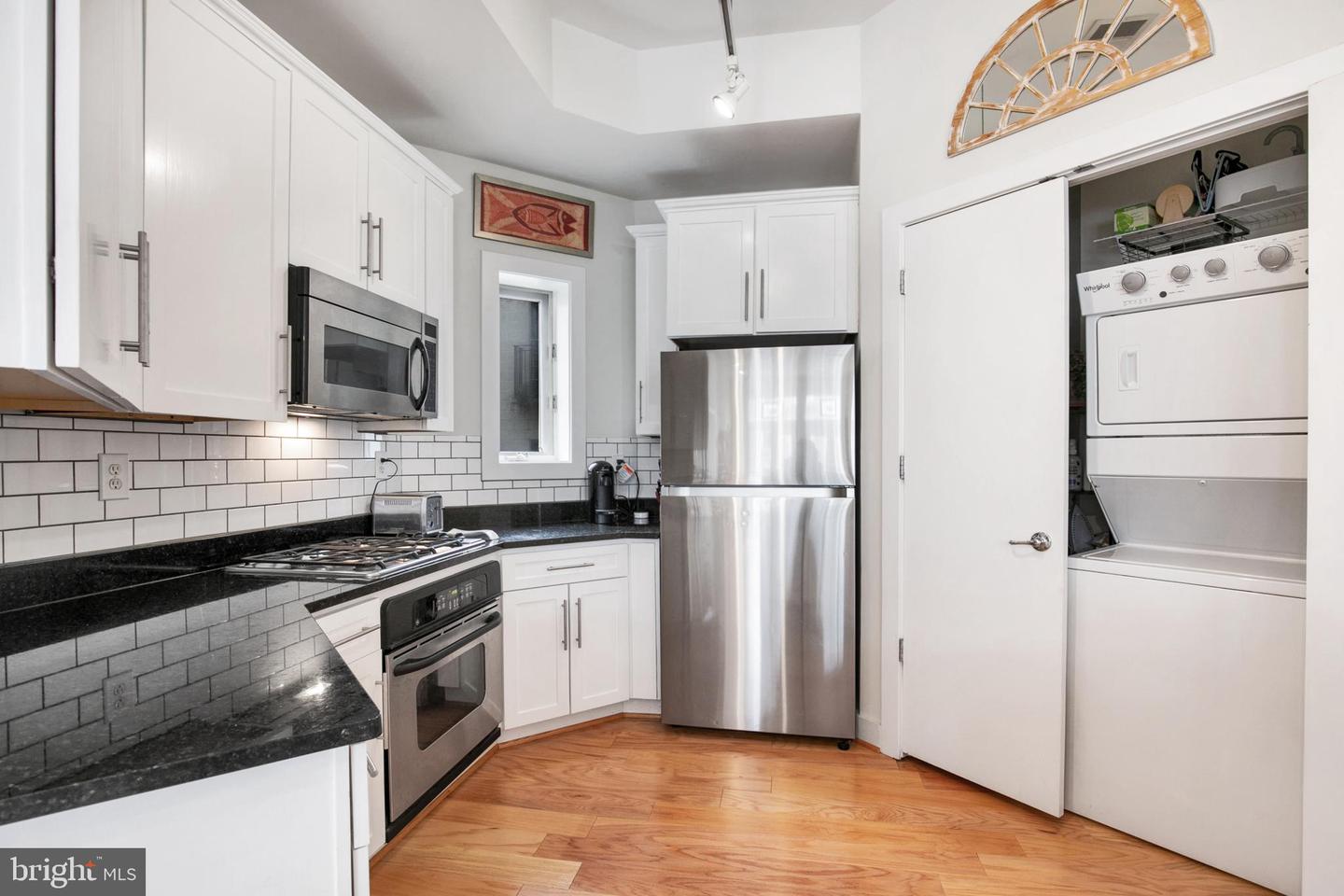 2357 Champlain St NW #302