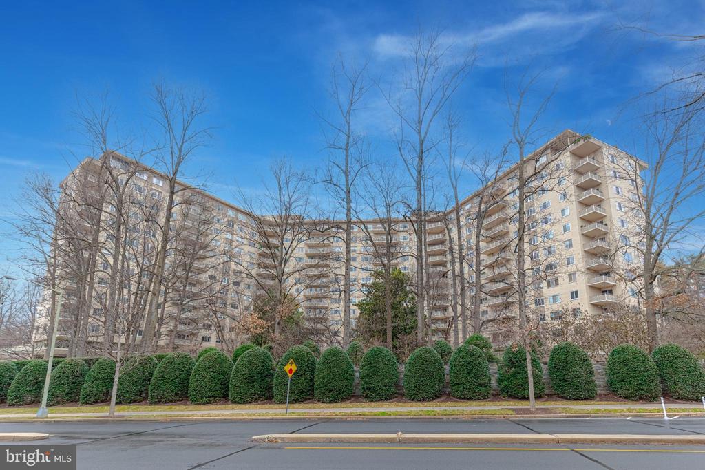 2801 New Mexico Ave NW #1012