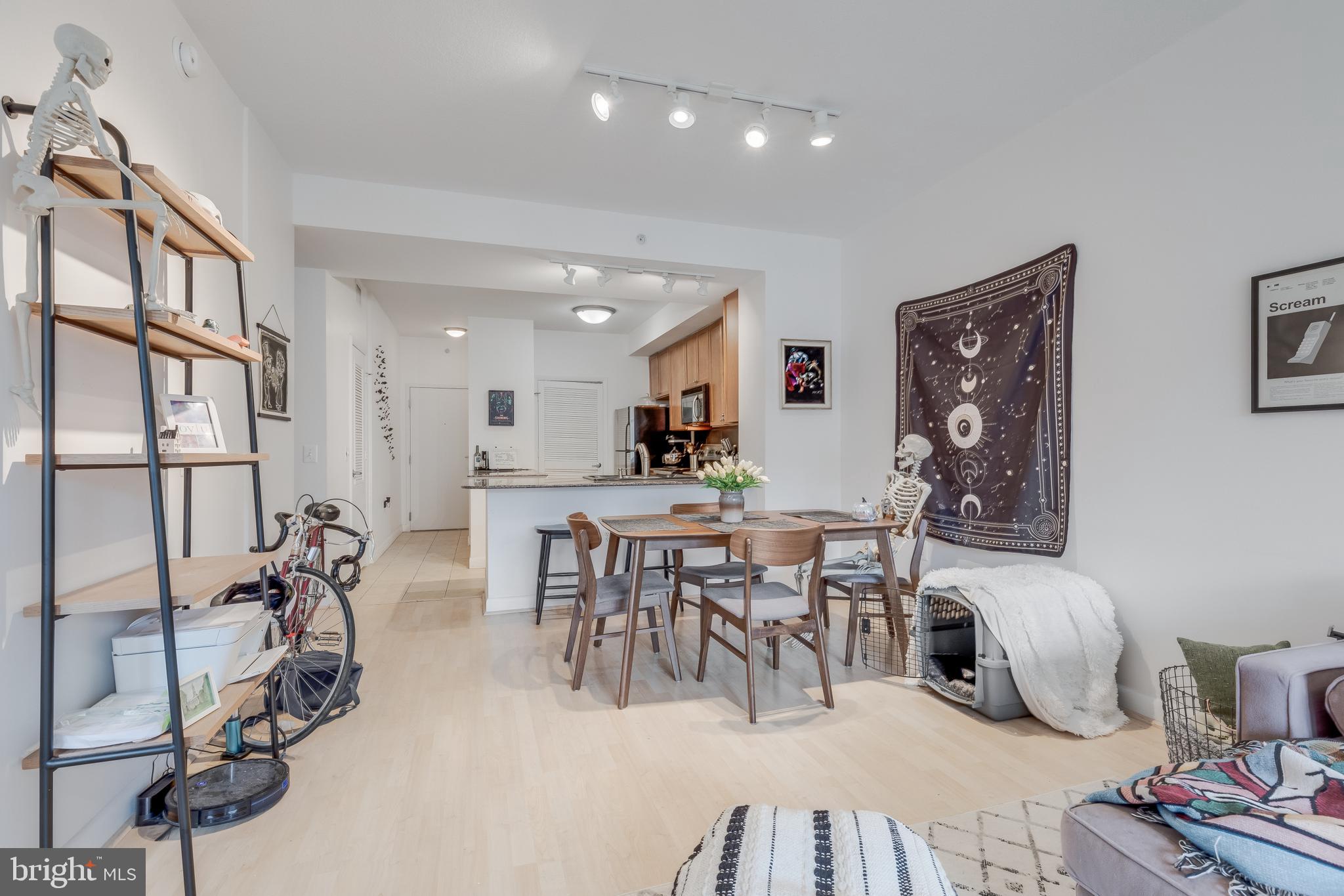 400 MASSACHUSETTS AVE NW #905