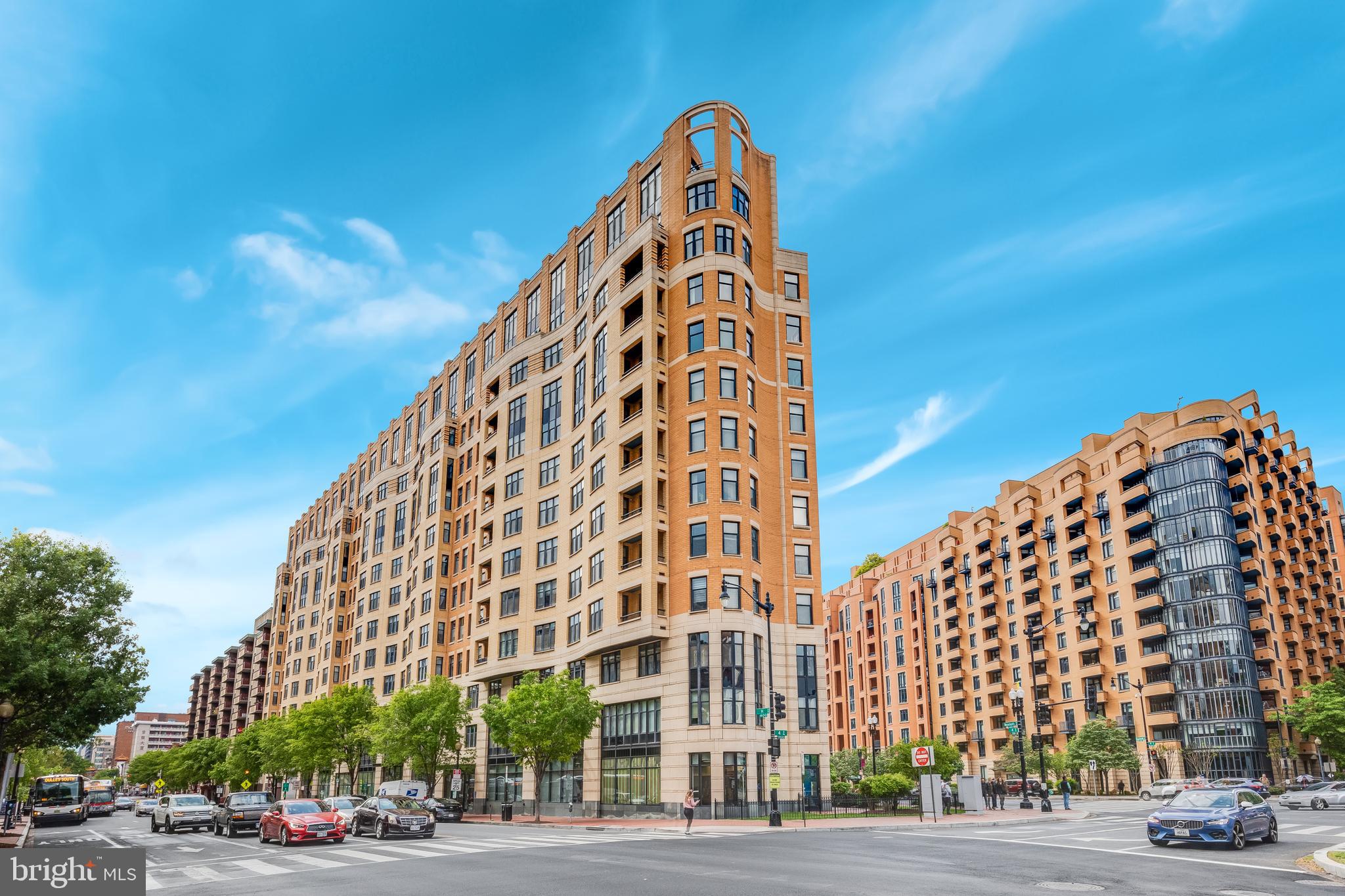 400 MASSACHUSETTS AVE NW #905