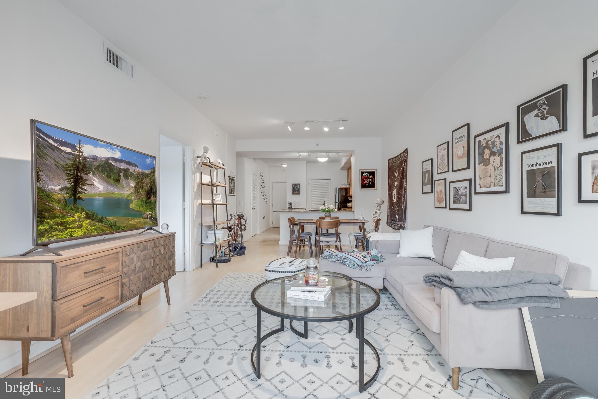 400 MASSACHUSETTS AVE NW #905