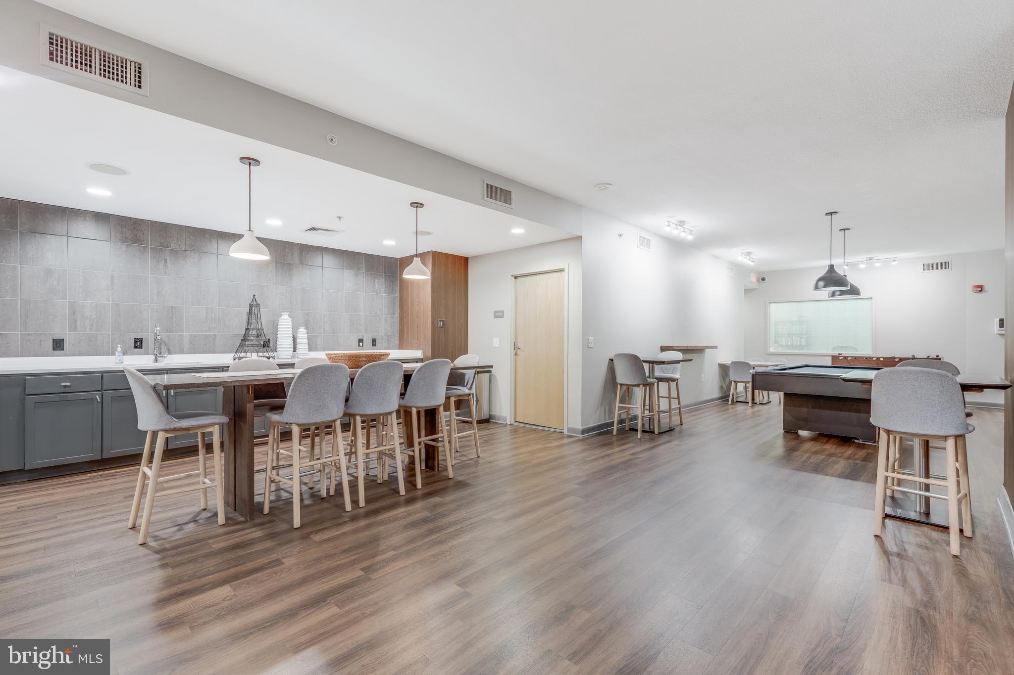 400 MASSACHUSETTS AVE NW #905