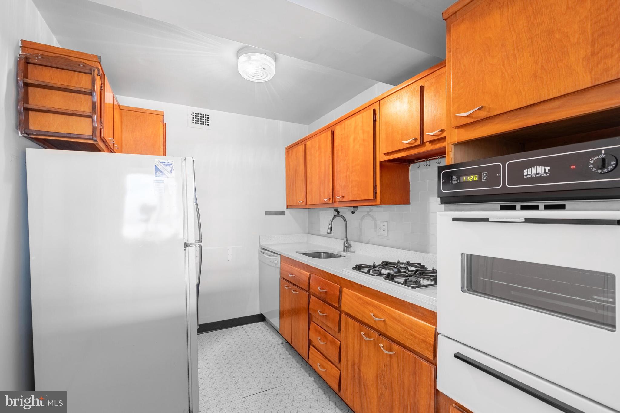 730 24th St NW #410