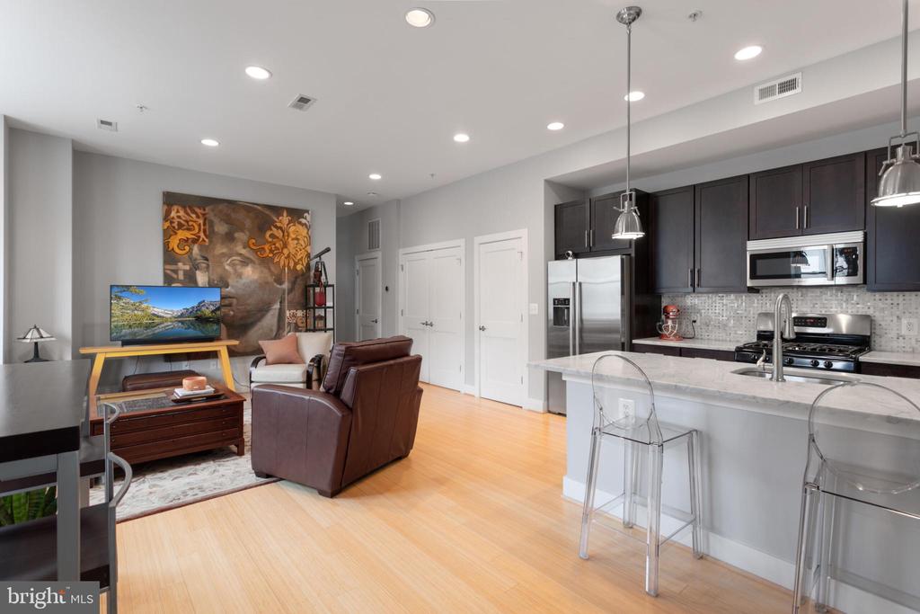 1300 Euclid St NW #4