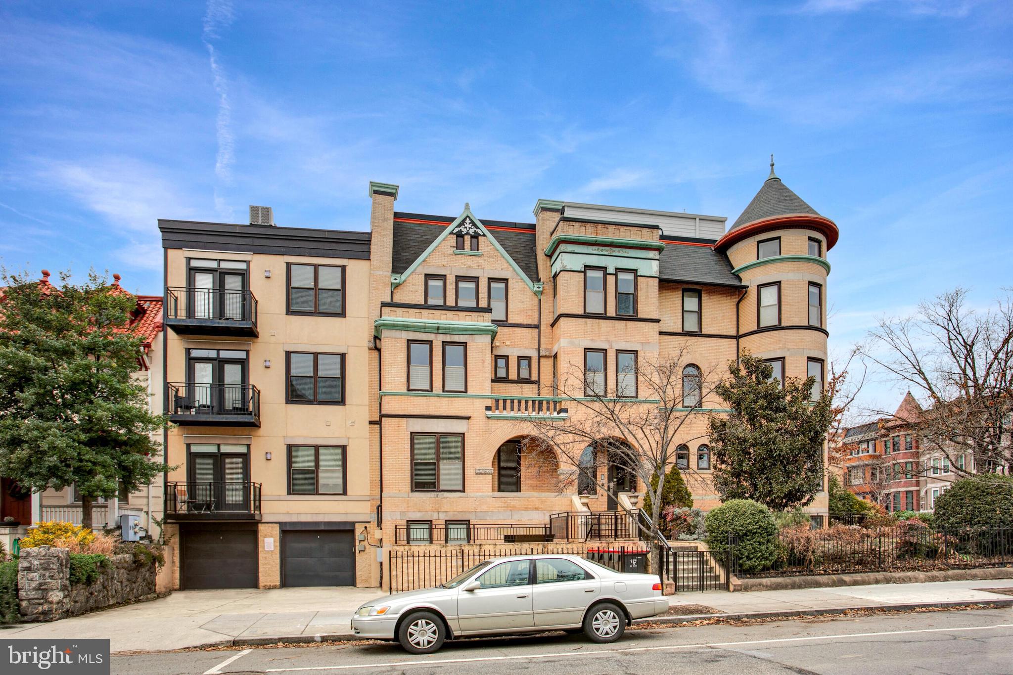 1300 Euclid St NW #4