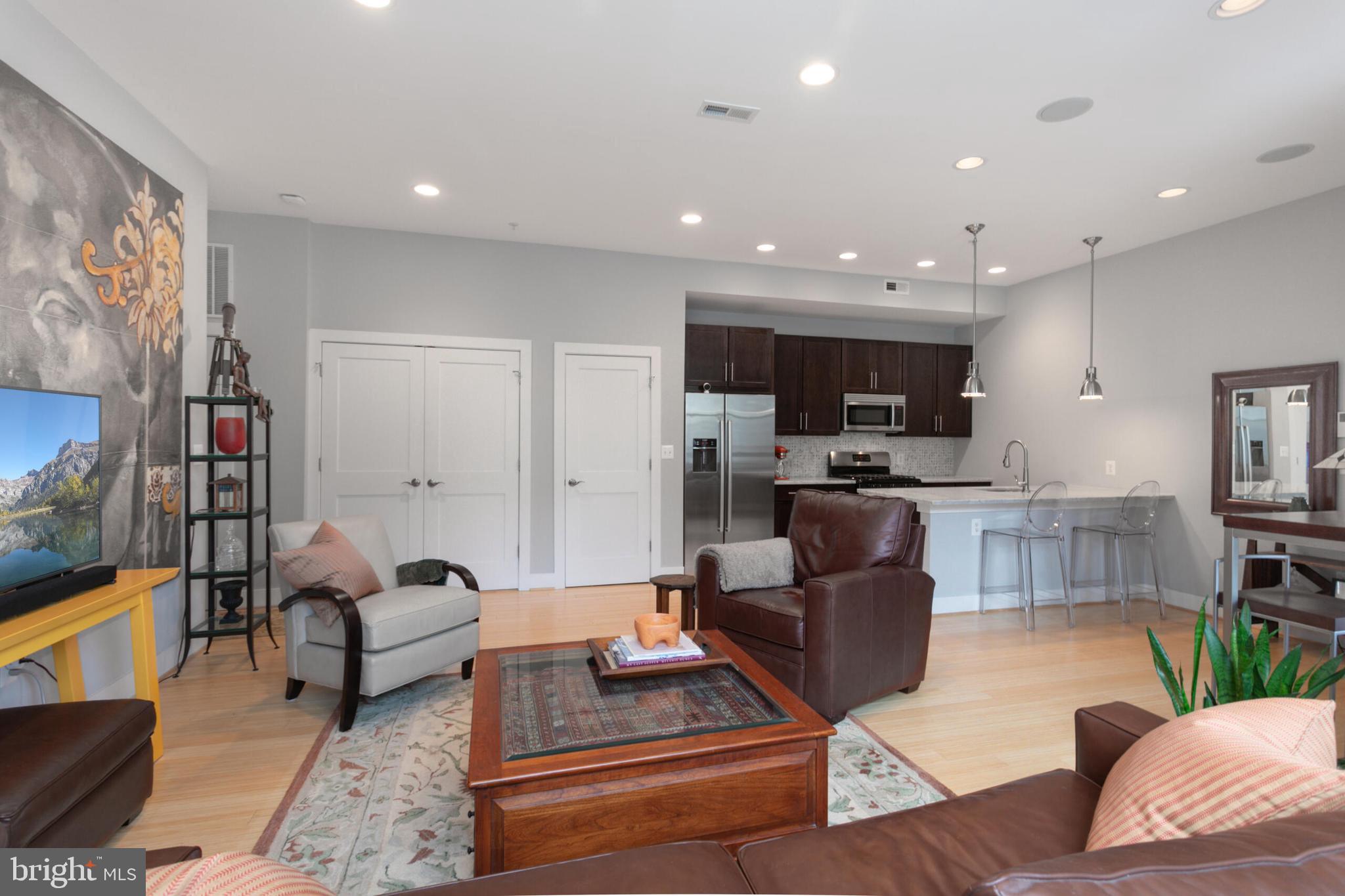 1300 Euclid St NW #4