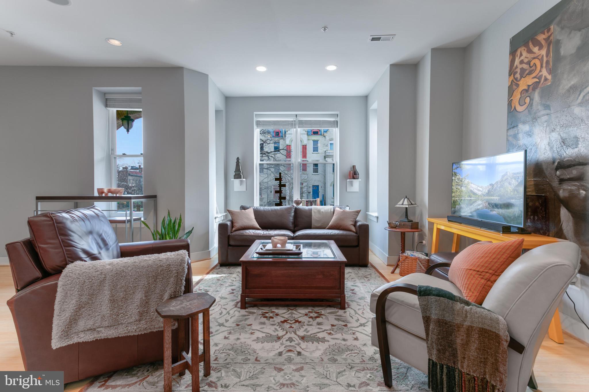 1300 Euclid St NW #4