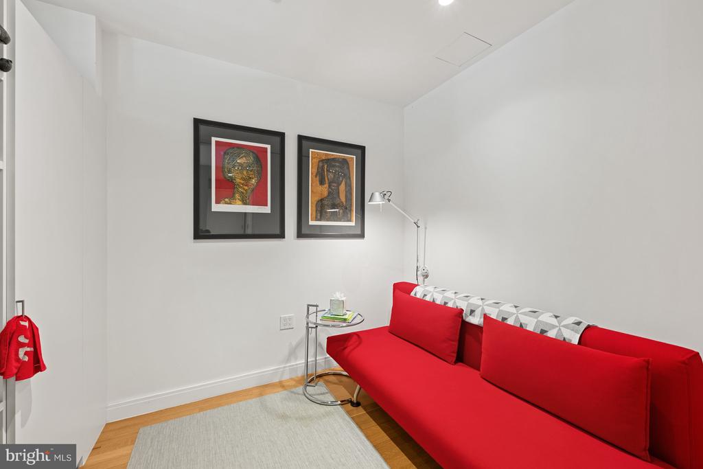 1177 22ND STREET NW Unit: 2E