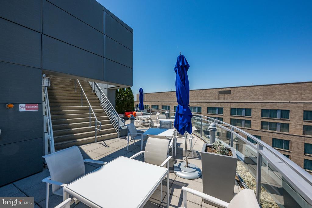 1177 22ND STREET NW Unit: 2E