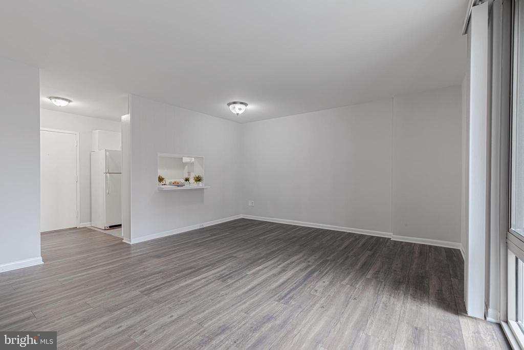 950 25TH STREET NW 327N
