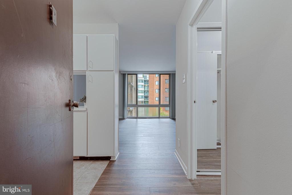 950 25TH STREET NW 327N