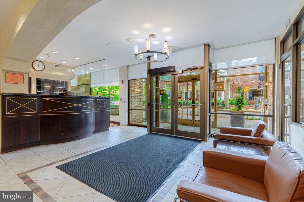 950 25TH STREET NW 327N