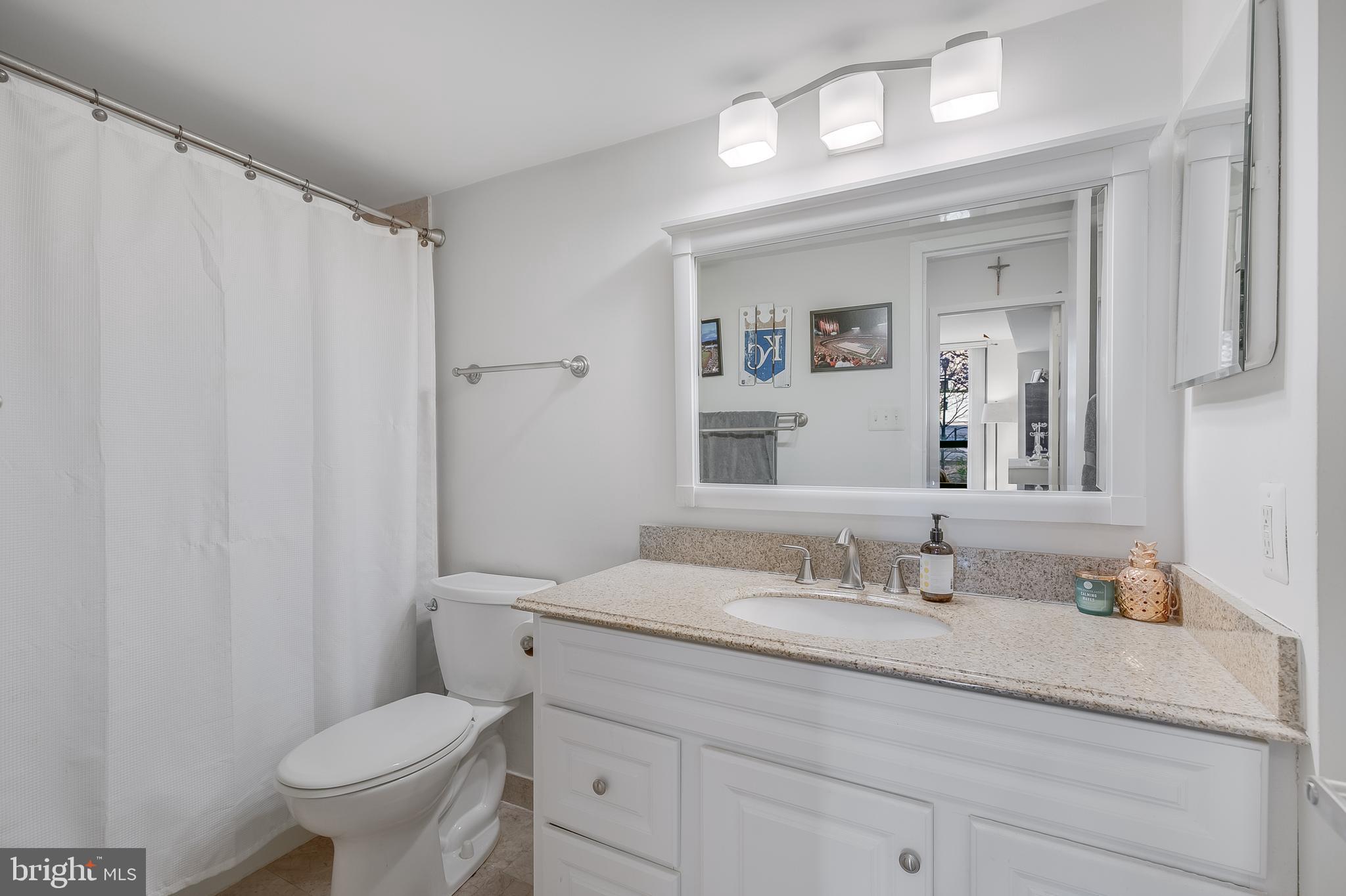 4620 N Park Ave #211e