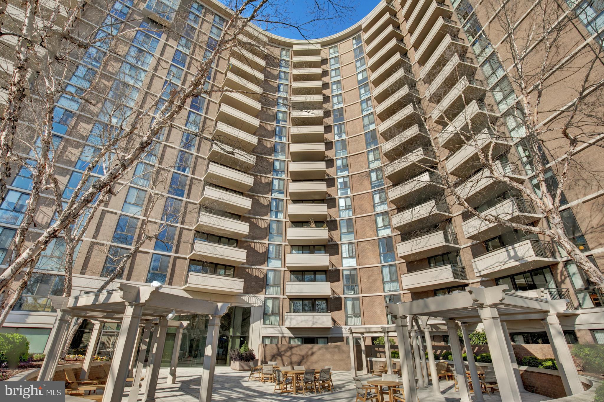 4620 N Park Ave #211e