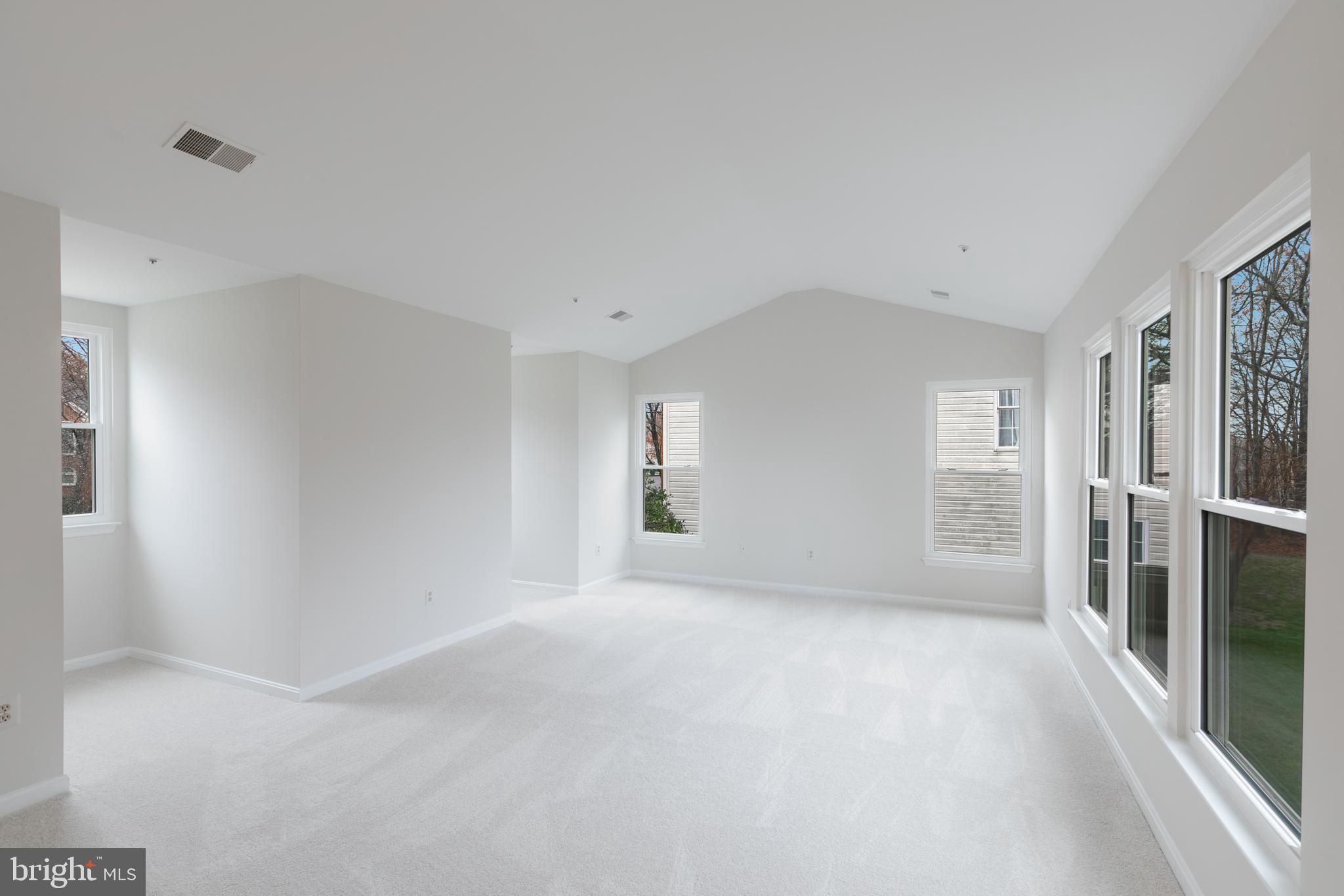 6314 Wood Pointe Dr