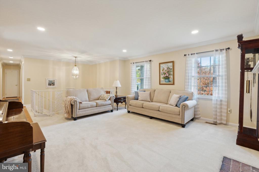 12805 DURNESS CIRCLE