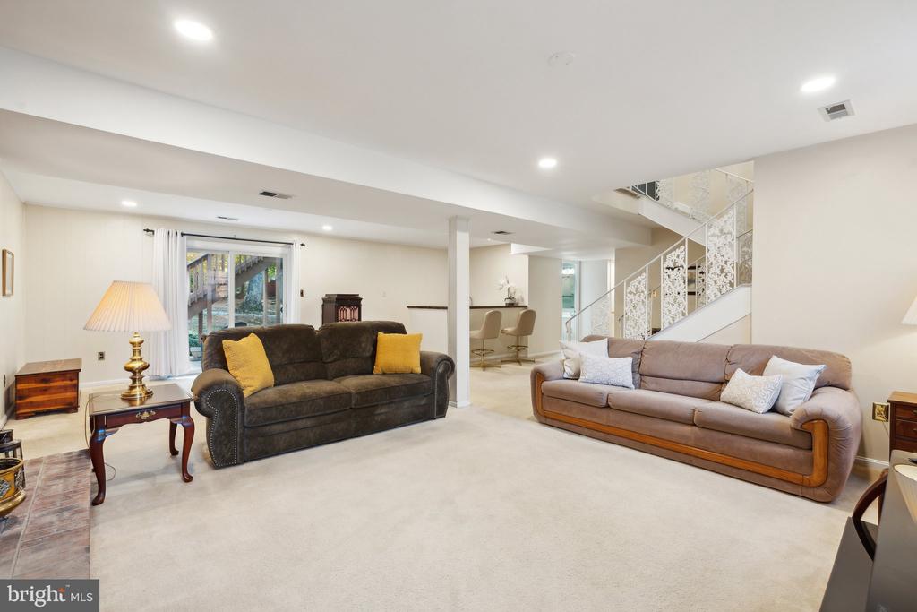 12805 DURNESS CIRCLE