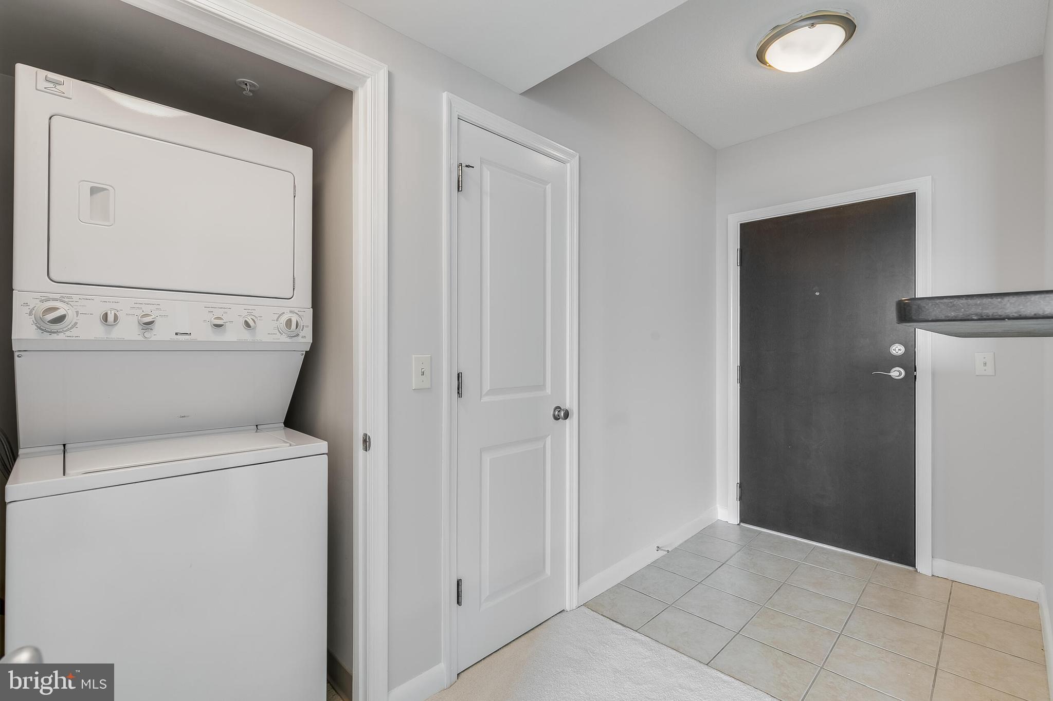 851 N Glebe Rd #1413