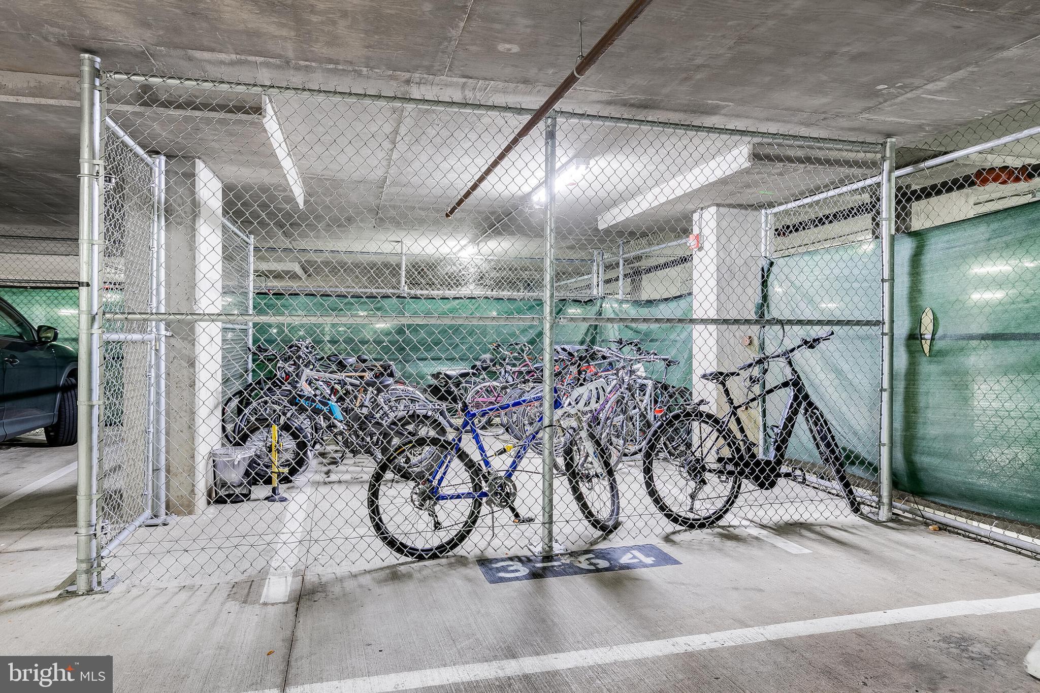 851 N Glebe Rd #1413