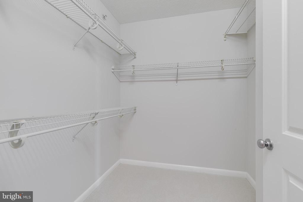 851 N Glebe Rd #1413