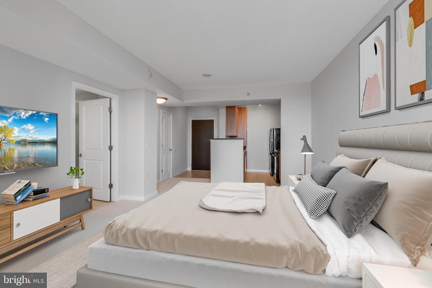 851 N Glebe Rd #1413