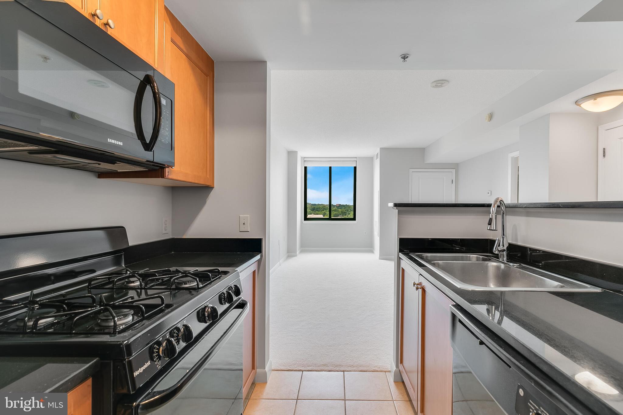 851 N Glebe Rd #1413