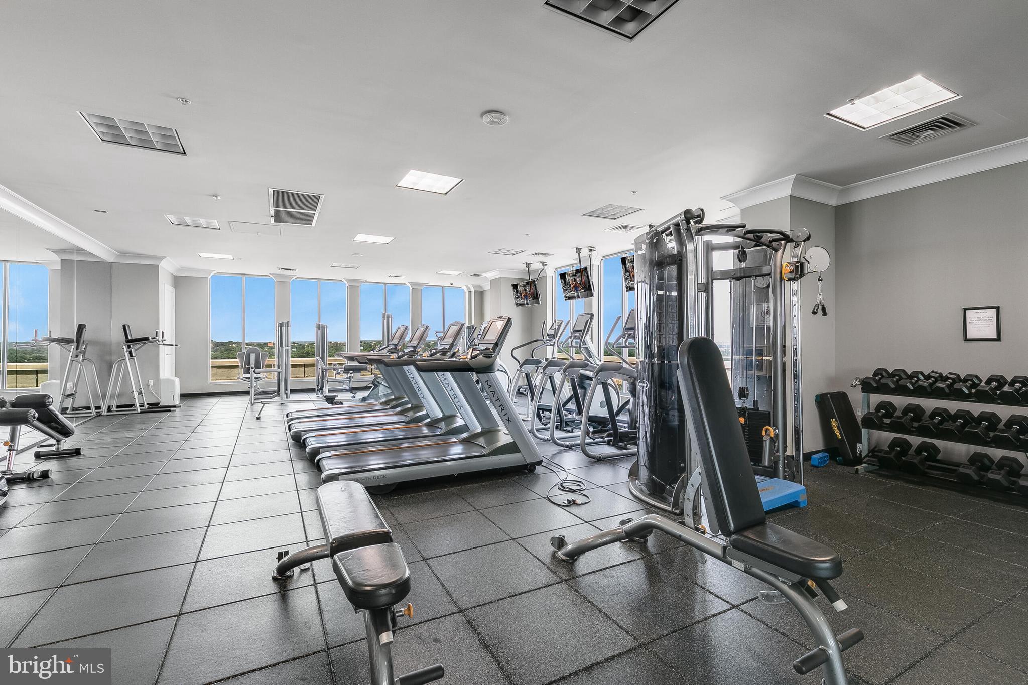 851 N Glebe Rd #1413