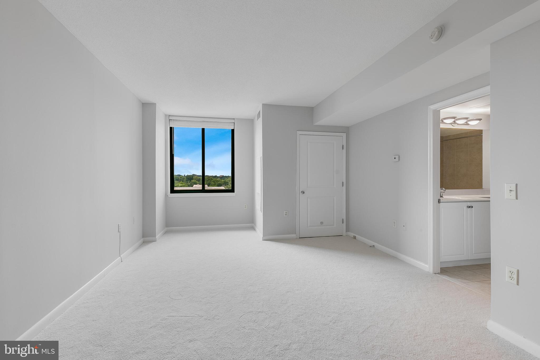 851 N Glebe Rd #1413