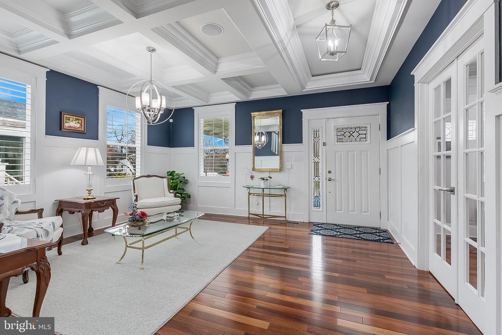 606 BARTON STREET