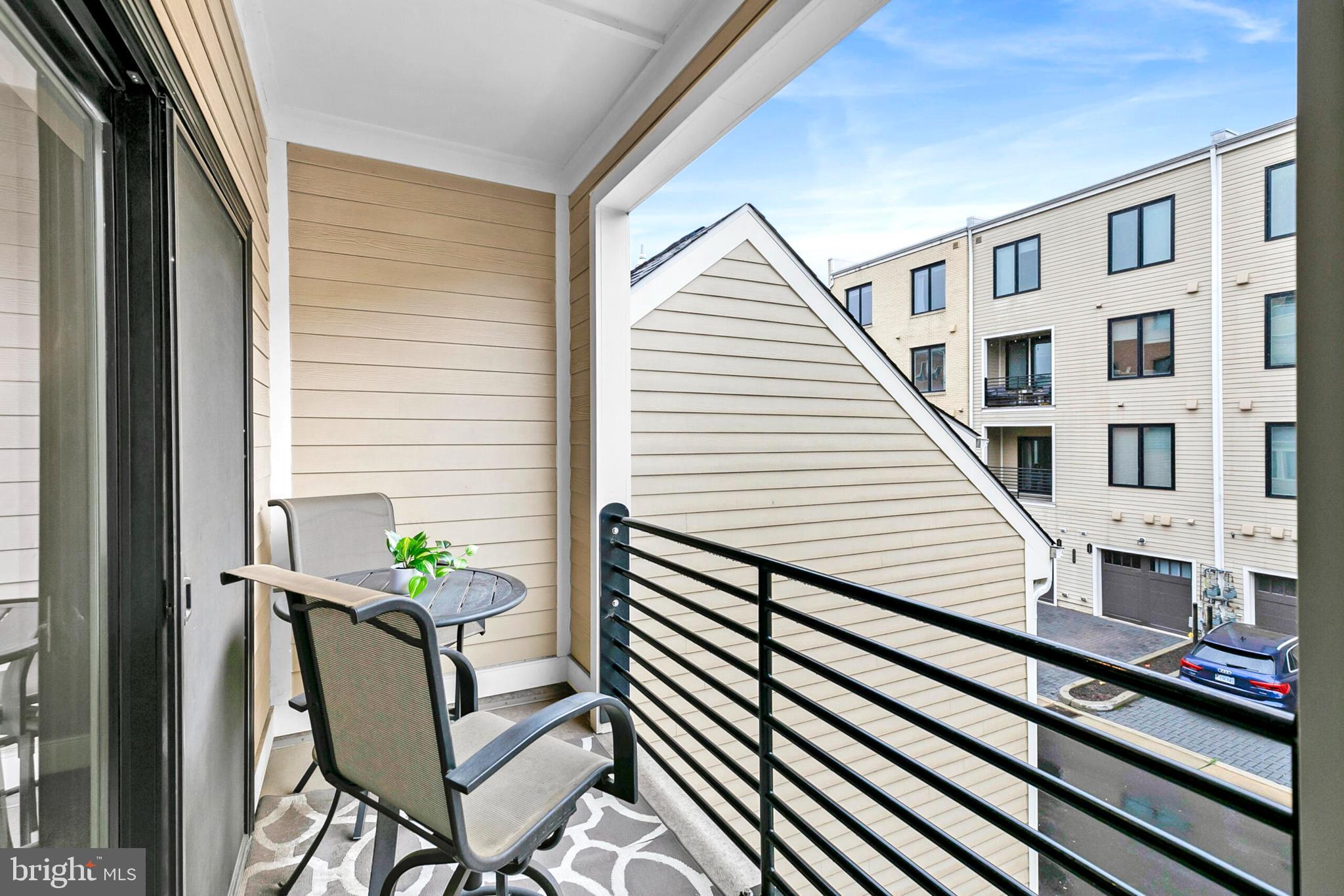 2406 Main Line Blvd #101