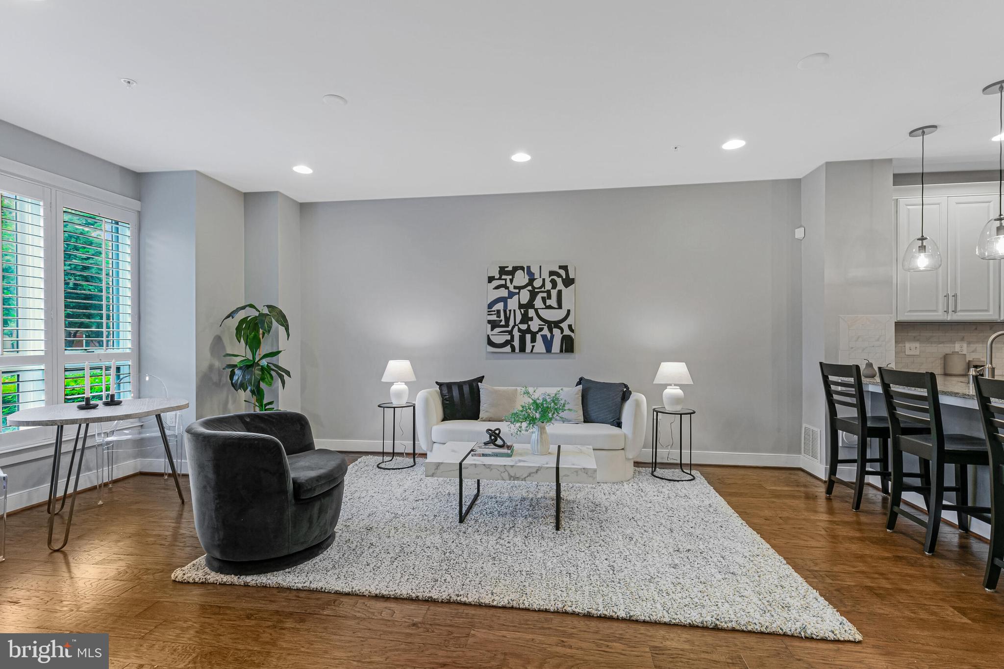 2406 Main Line Blvd #101