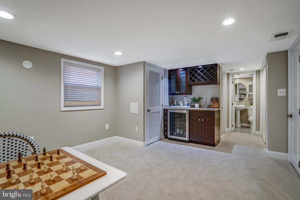 200 Wesmond Dr