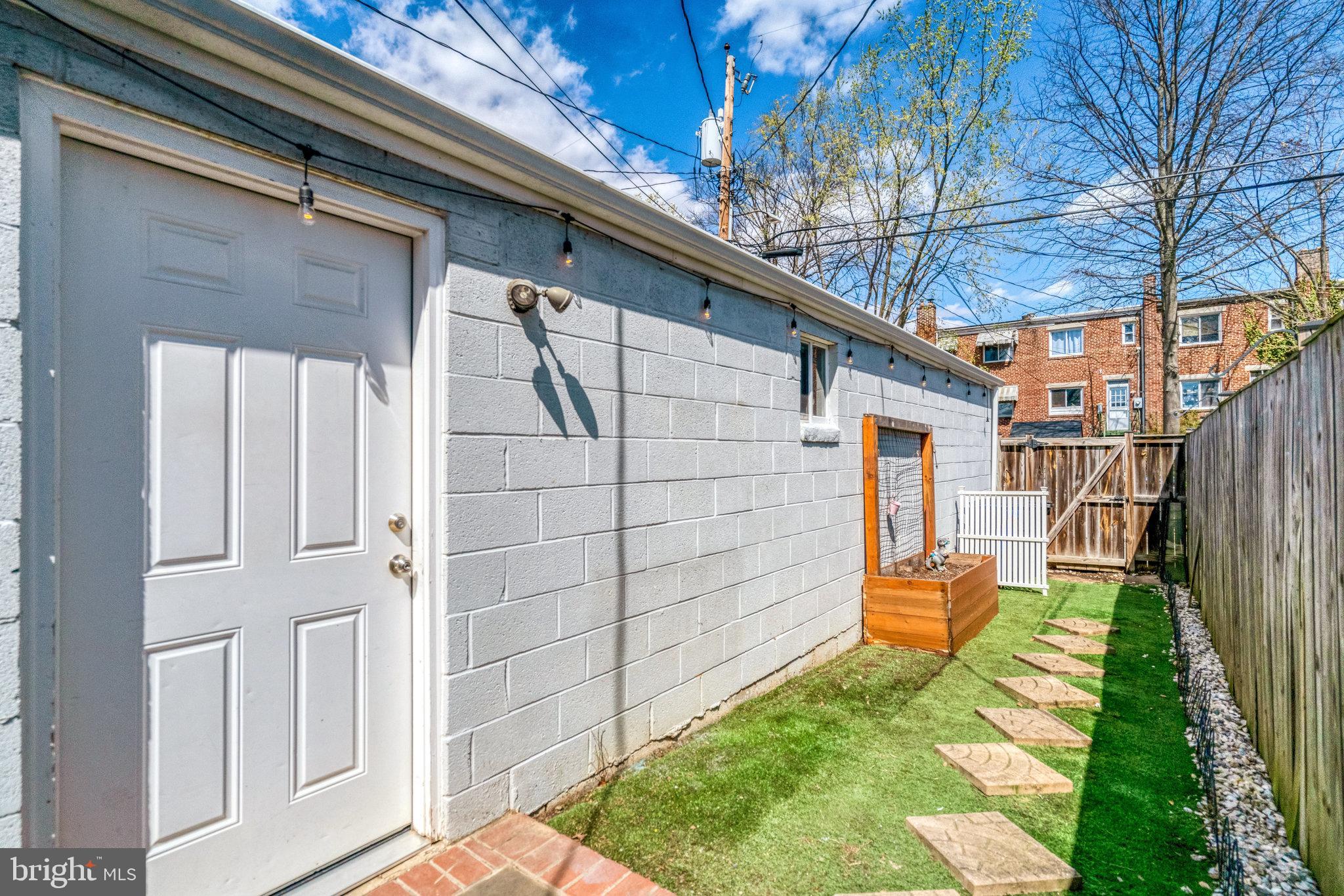 200 Wesmond Dr