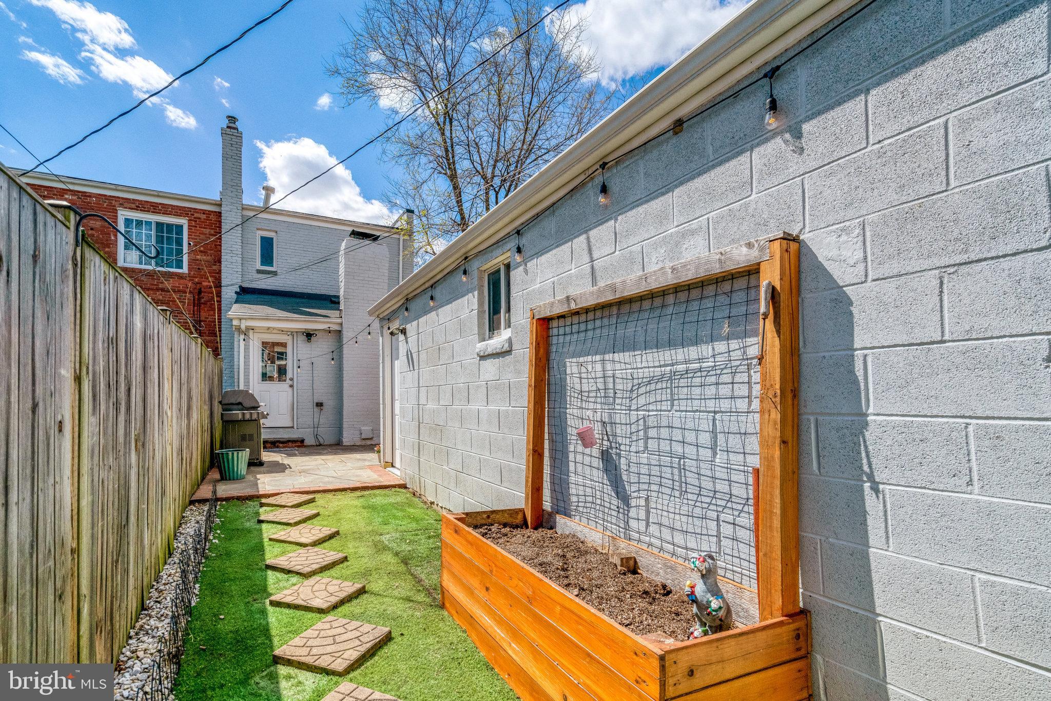 200 Wesmond Dr